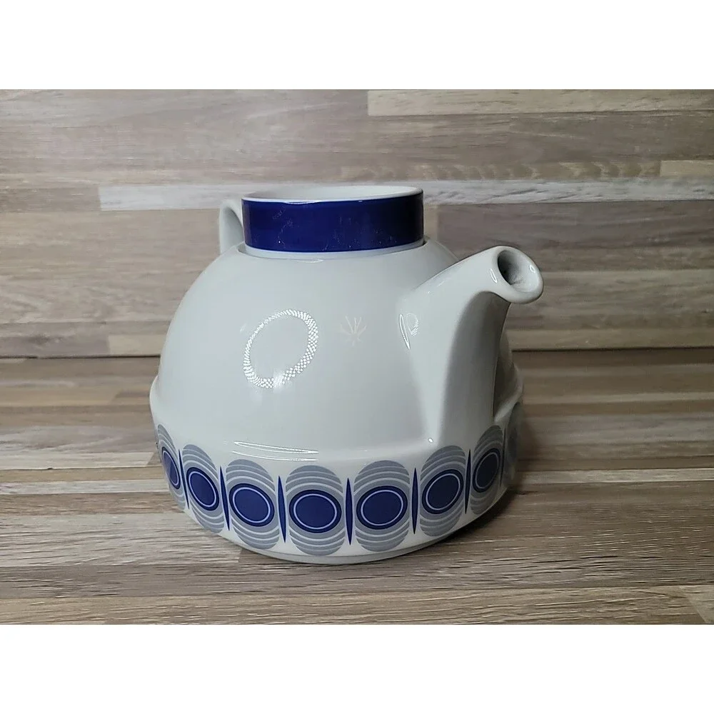 Bavaria Schirnding‎ Ceramic Teapot Blue and White Mid Century Modern Design